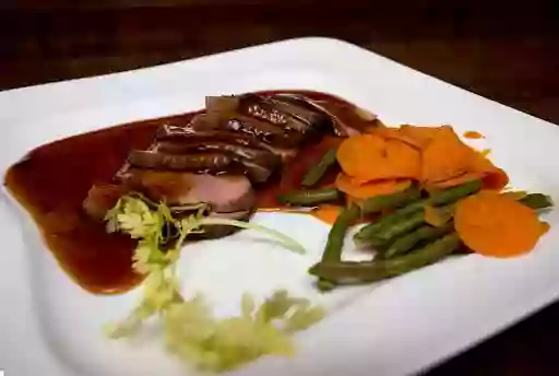 Le Salon des Indépendants - Restaurant Cannes - Soirée Cannes